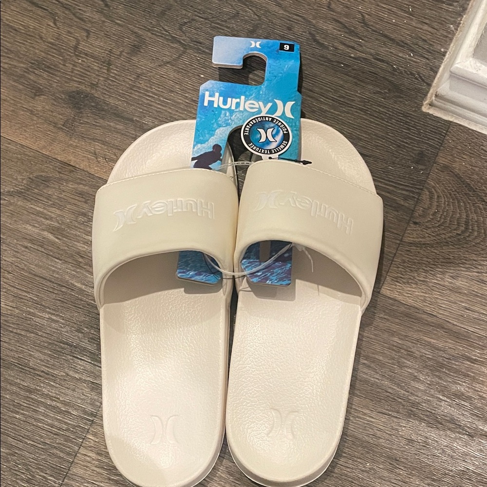 NWT FREE with purchase Hurley White Slide Sandals men’s 9